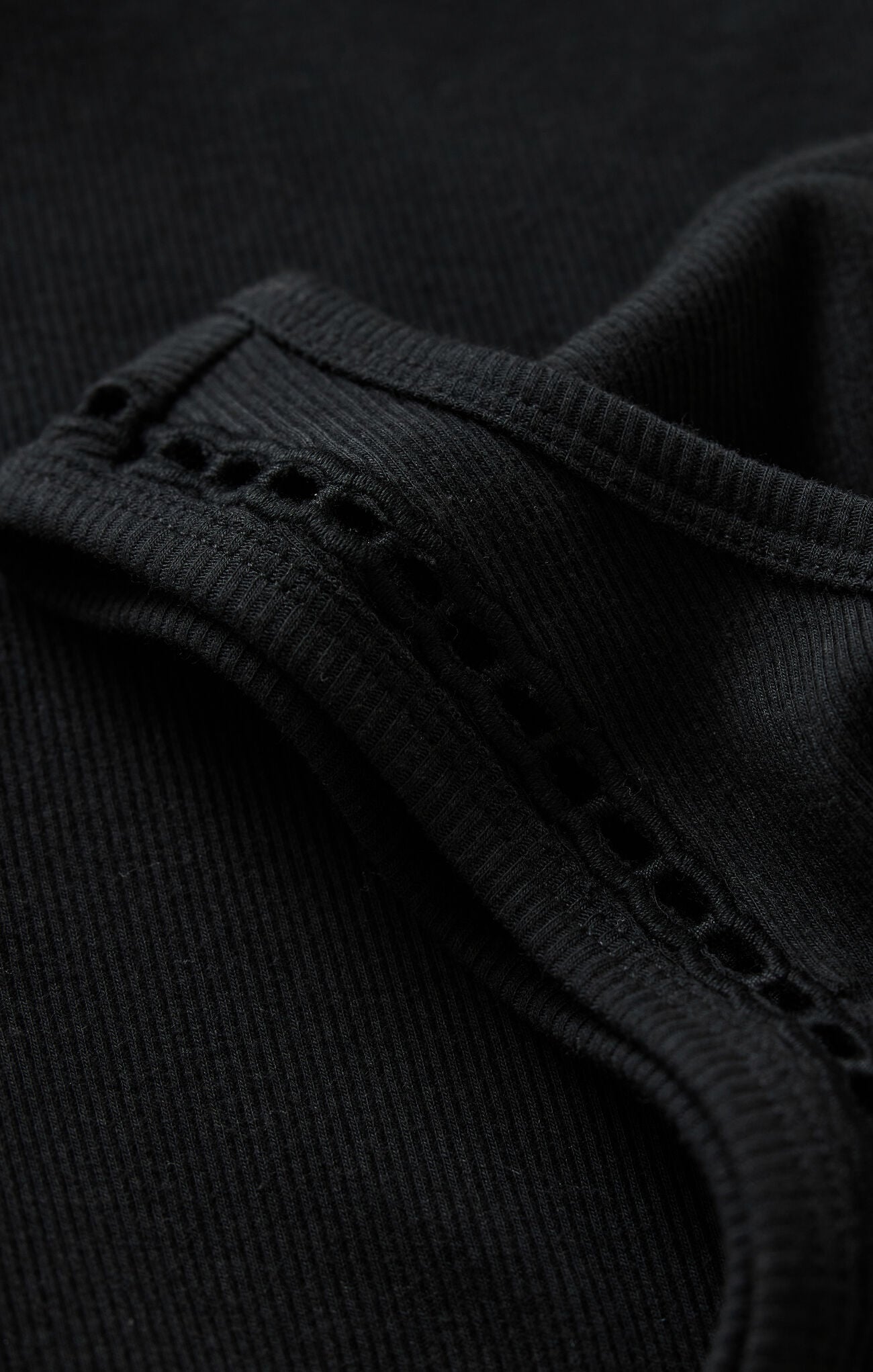 Boa Rib Tank