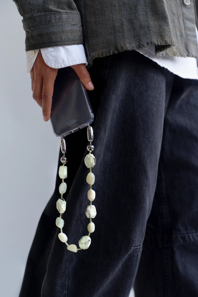 Large Cut Gemstone Wristlet