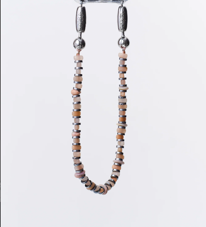 Palace Wristlet Rose