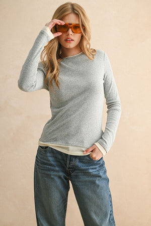 Light Weight Color Contrasted Long Sleeve Top