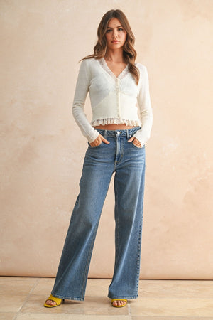 Lace Contrasted Knitted Cardigan