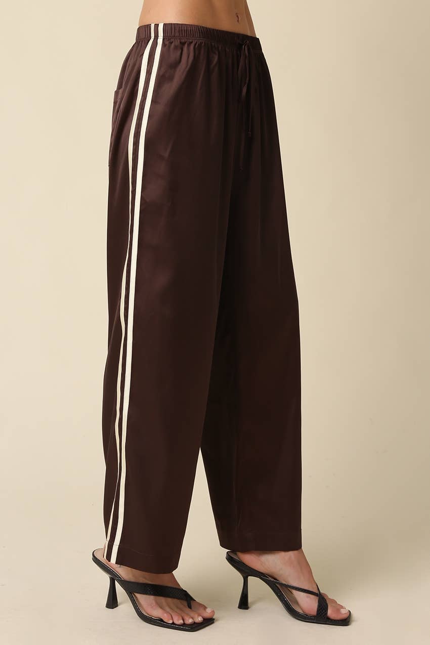 Maggie Side Stripe Pants: NAVY CREAM / M